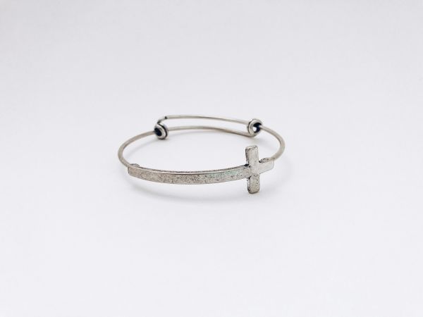 Top conseils pour sélectionner un bracelet croix stylé